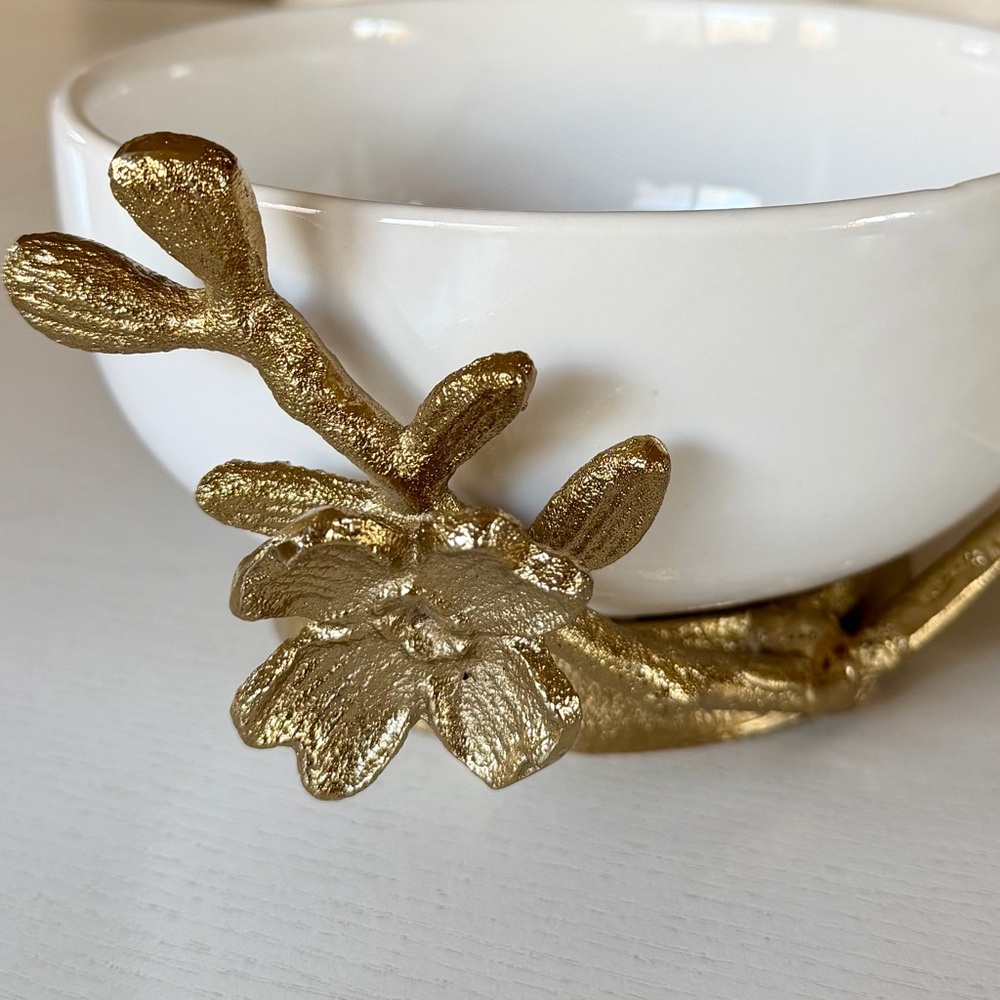 White Ceramic Bowl with Gold Branch Design - Picture 5 of 11